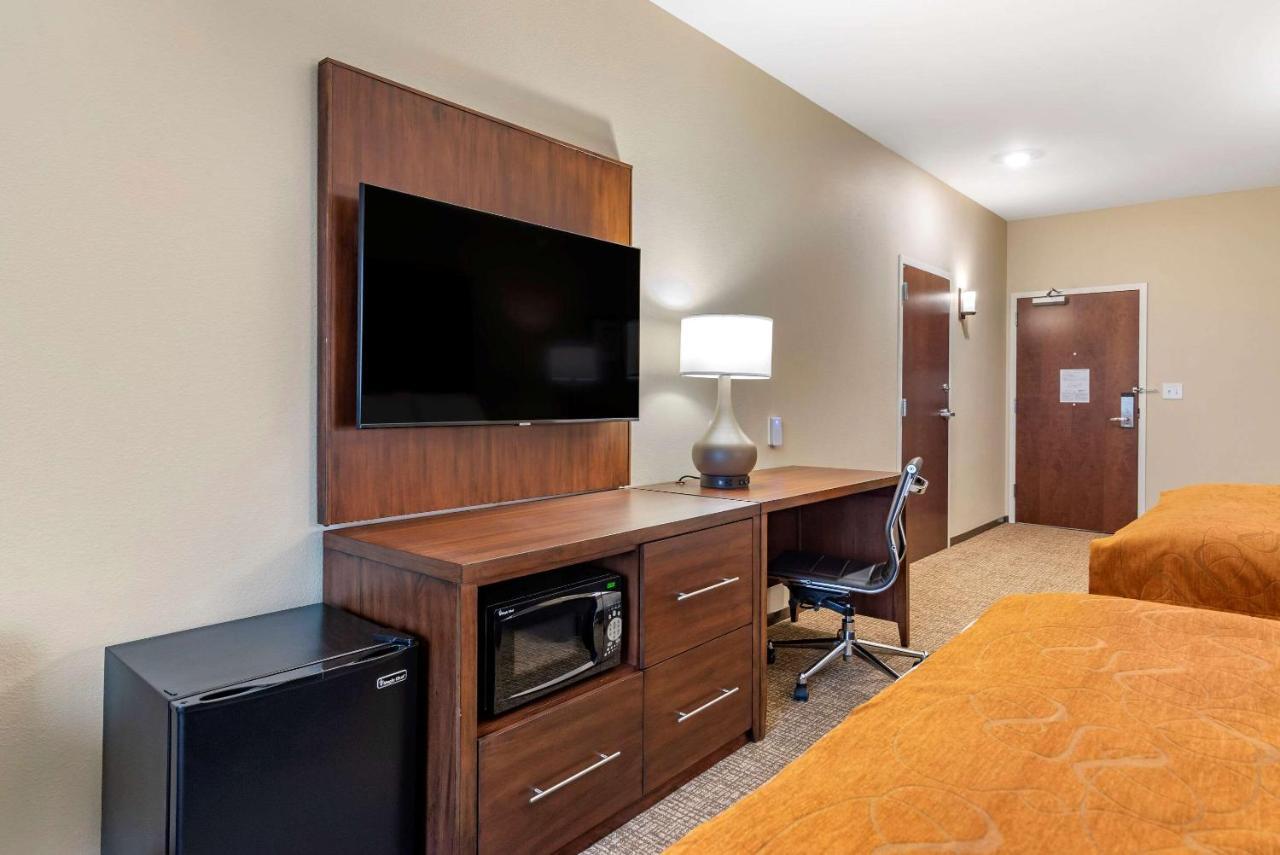 Comfort Hotel 2*